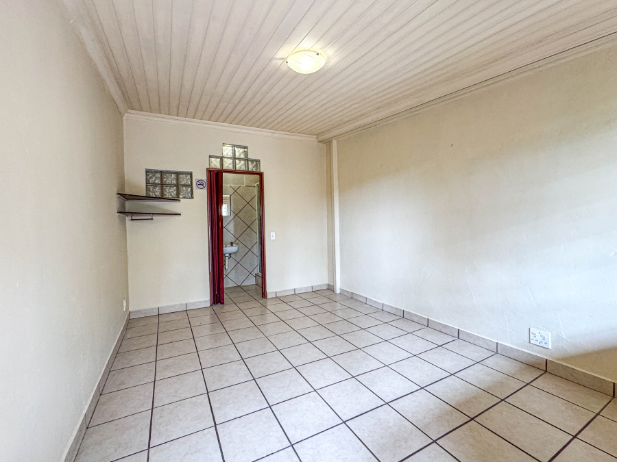 8 Bedroom Property for Sale in West Acres Mpumalanga