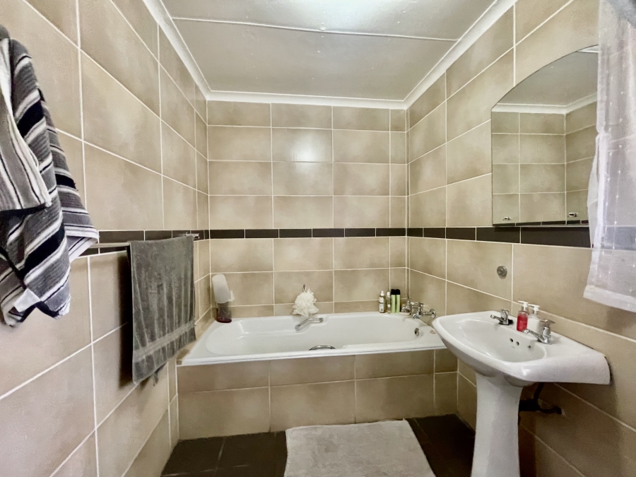 3 Bedroom Property for Sale in Secunda Mpumalanga