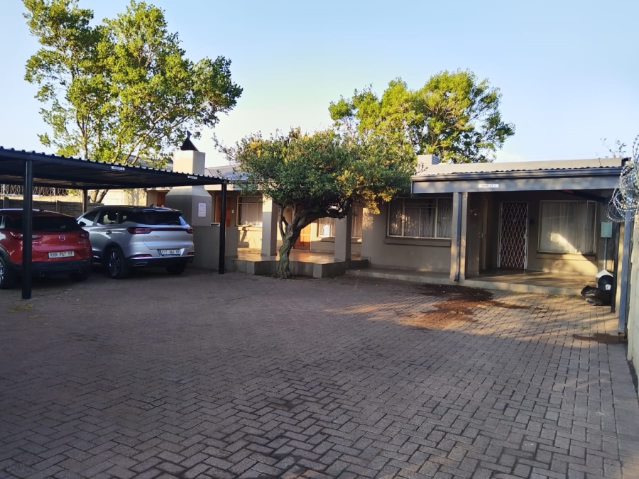 To Let 1 Bedroom Property for Rent in Witbank Ext 8 Mpumalanga