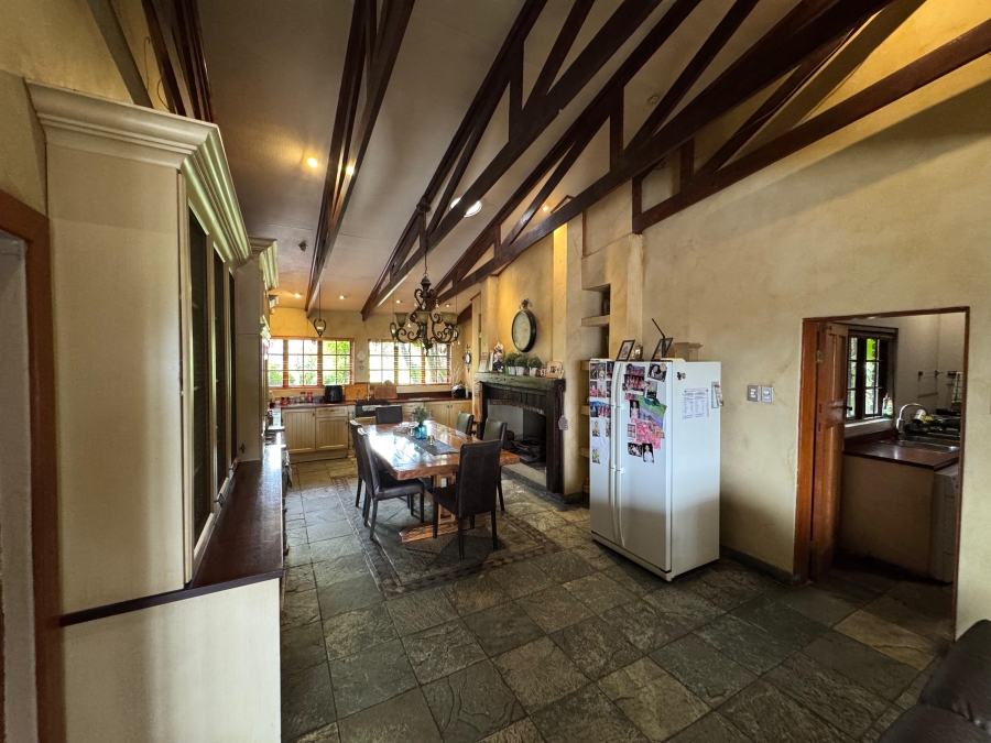 5 Bedroom Property for Sale in Ben Fleur Mpumalanga