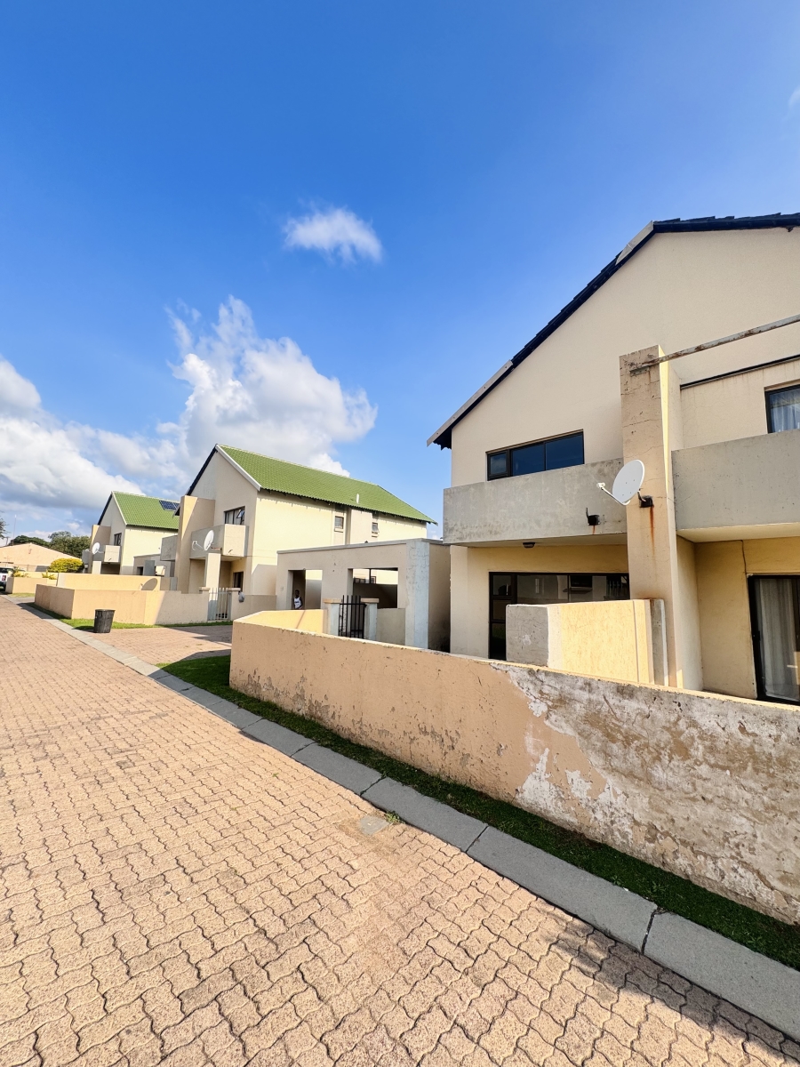 3 Bedroom Property for Sale in Dixon A H Mpumalanga