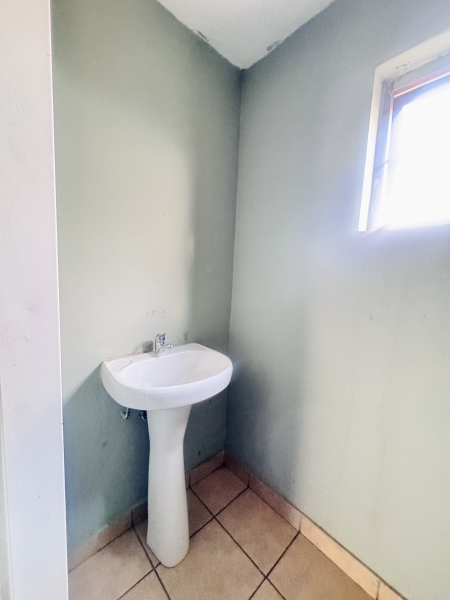 3 Bedroom Property for Sale in Dixon A H Mpumalanga