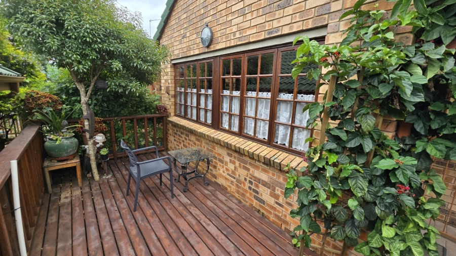 1 Bedroom Property for Sale in White River Mpumalanga