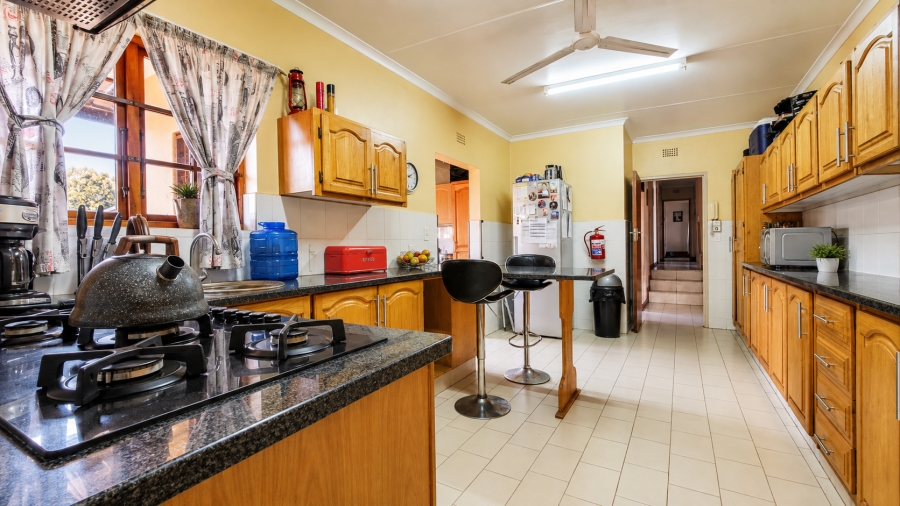 5 Bedroom Property for Sale in West Acres Mpumalanga