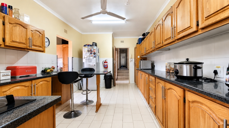 5 Bedroom Property for Sale in West Acres Mpumalanga