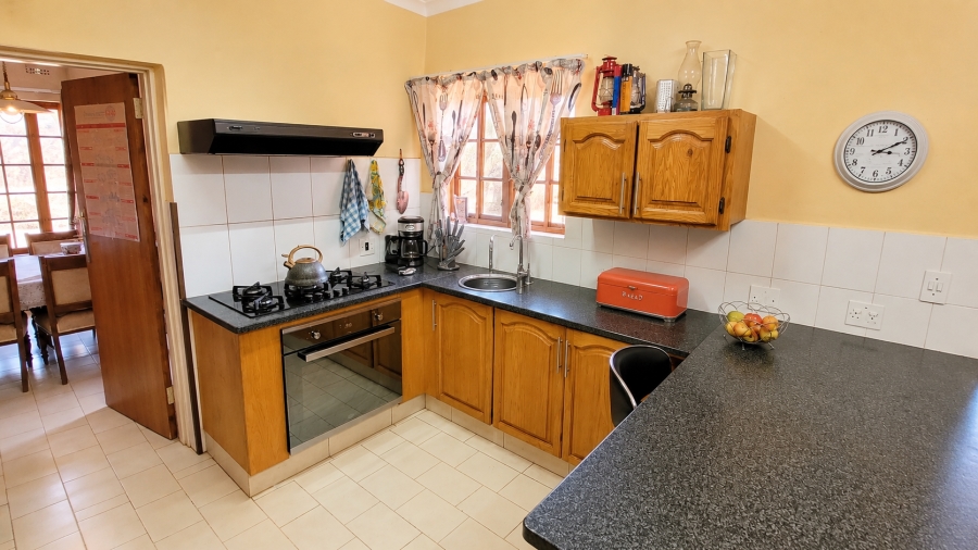 5 Bedroom Property for Sale in West Acres Mpumalanga