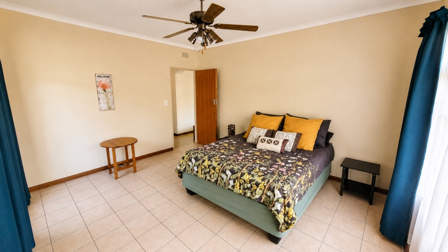 5 Bedroom Property for Sale in West Acres Mpumalanga