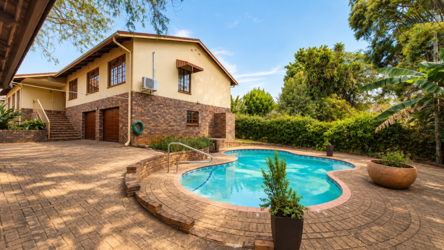 5 Bedroom Property for Sale in West Acres Mpumalanga
