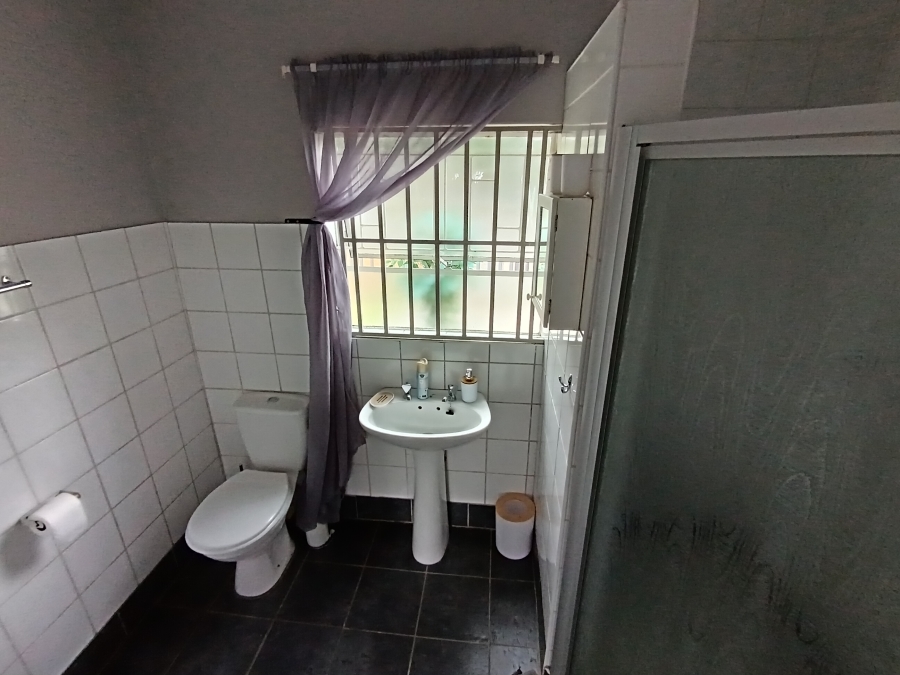 9 Bedroom Property for Sale in Kruinpark Mpumalanga