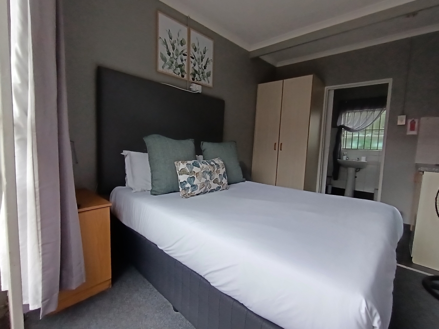 9 Bedroom Property for Sale in Kruinpark Mpumalanga