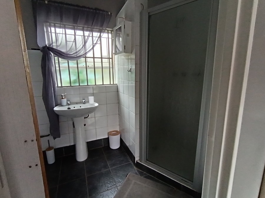 9 Bedroom Property for Sale in Kruinpark Mpumalanga