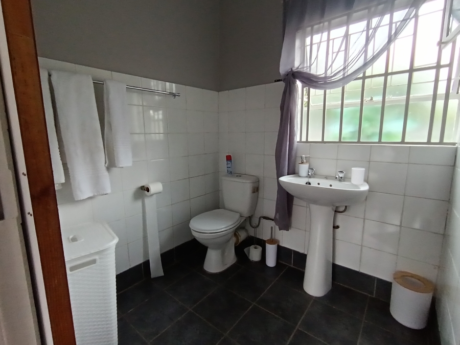 9 Bedroom Property for Sale in Kruinpark Mpumalanga