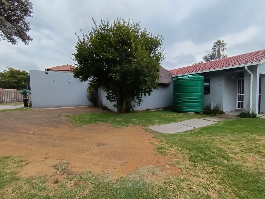 9 Bedroom Property for Sale in Kruinpark Mpumalanga