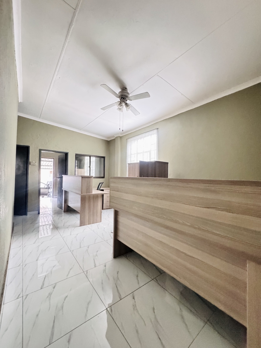 Commercial Property for Sale in Witbank Ext 8 Mpumalanga