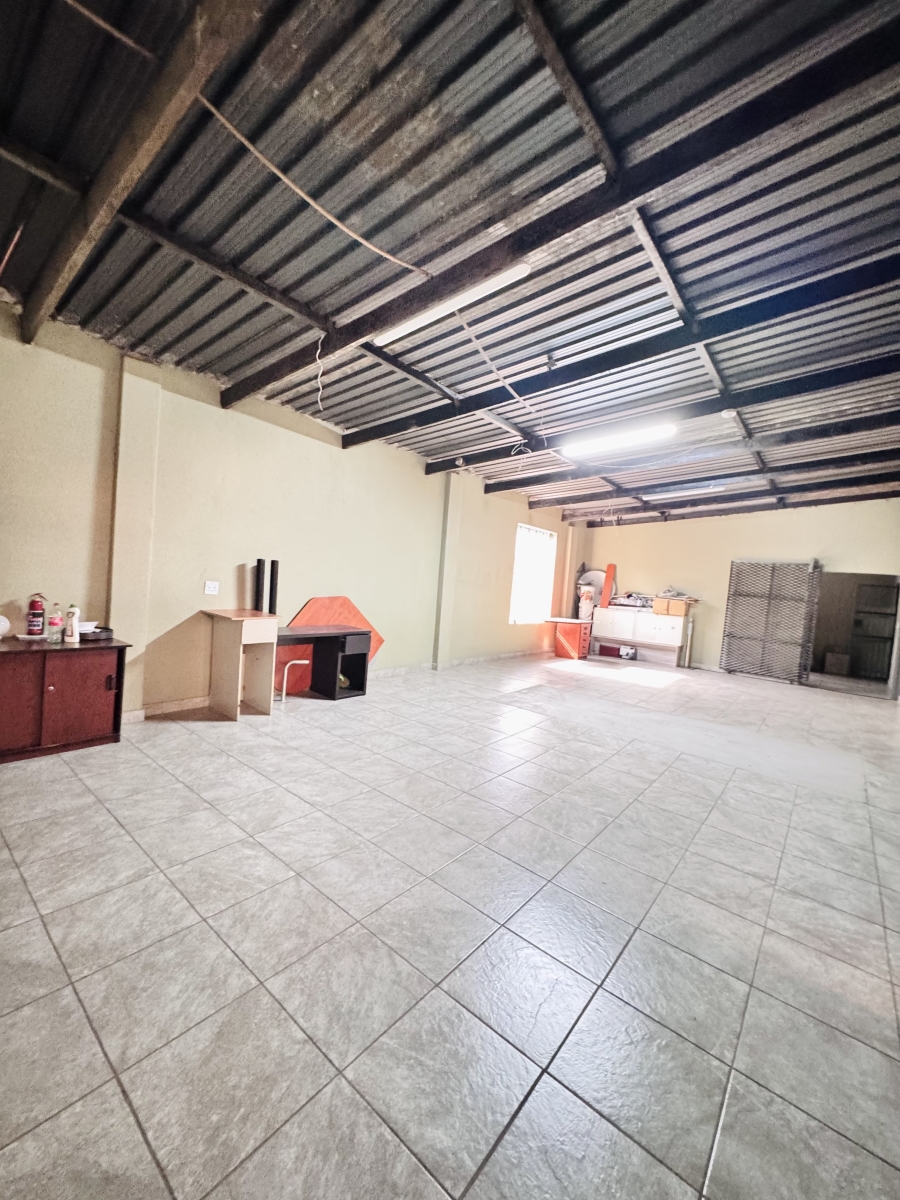 Commercial Property for Sale in Witbank Ext 8 Mpumalanga