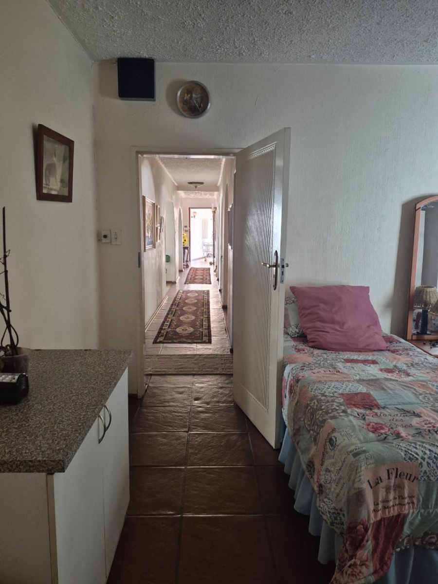 8 Bedroom Property for Sale in Reyno Ridge Mpumalanga