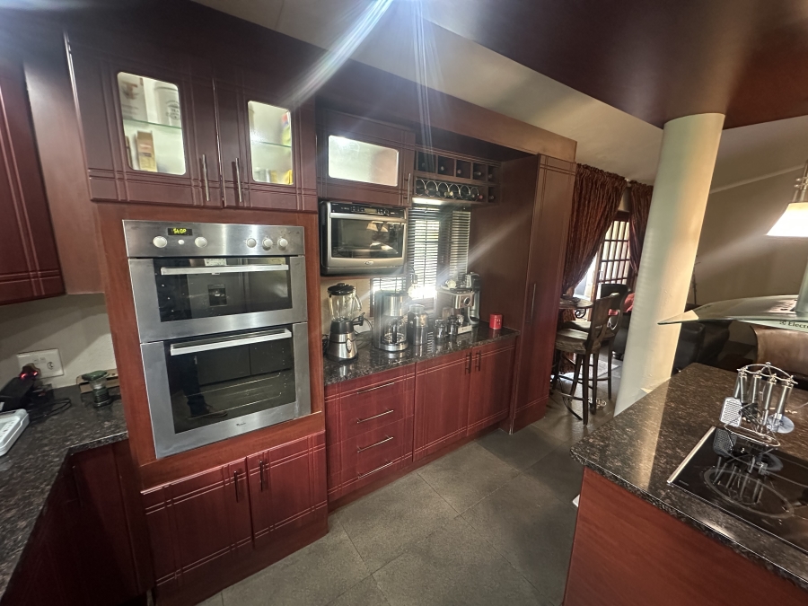 7 Bedroom Property for Sale in Alkmaar Mpumalanga