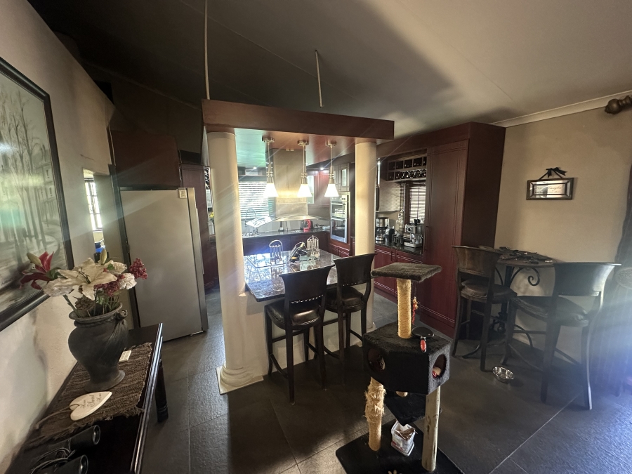 7 Bedroom Property for Sale in Alkmaar Mpumalanga