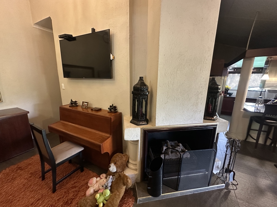 7 Bedroom Property for Sale in Alkmaar Mpumalanga