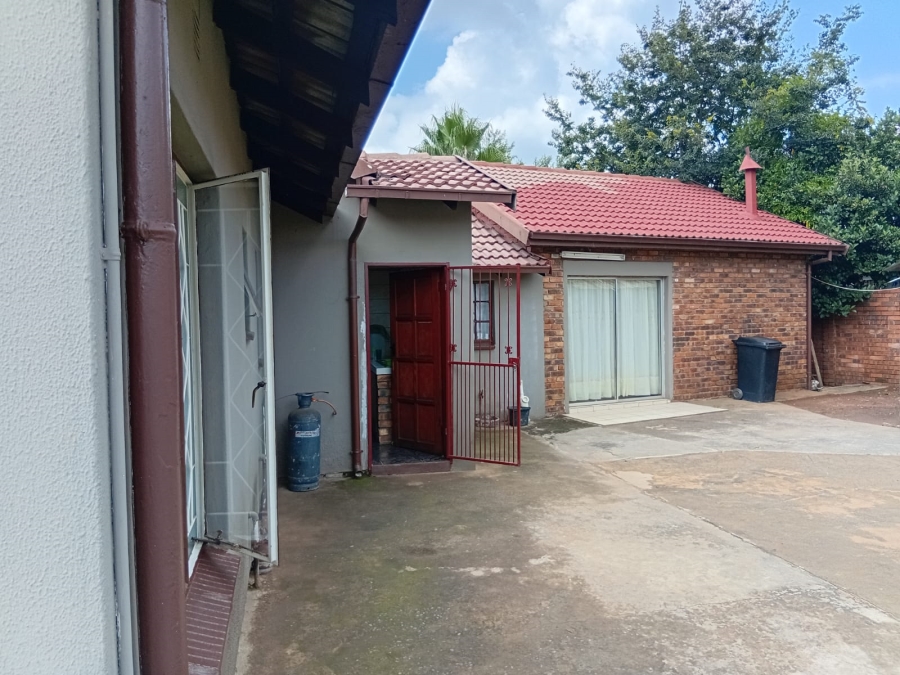 4 Bedroom Property for Sale in Mineralia Mpumalanga