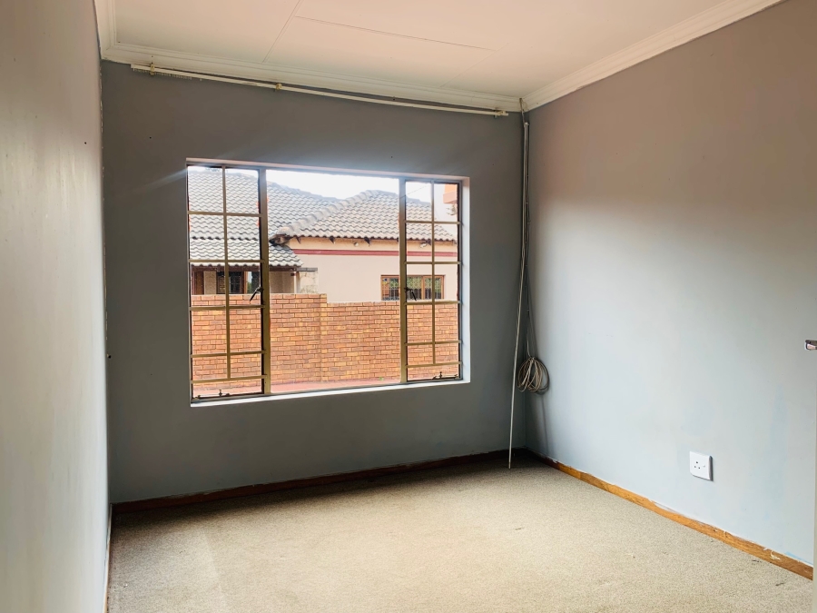 To Let 3 Bedroom Property for Rent in Mineralia Mpumalanga