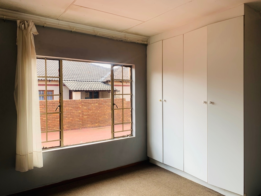 To Let 3 Bedroom Property for Rent in Mineralia Mpumalanga