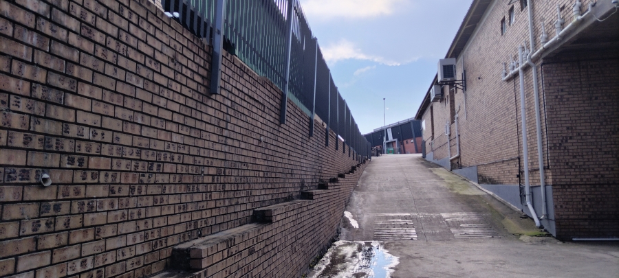 To Let commercial Property for Rent in Riverside Industrial Park Mpumalanga