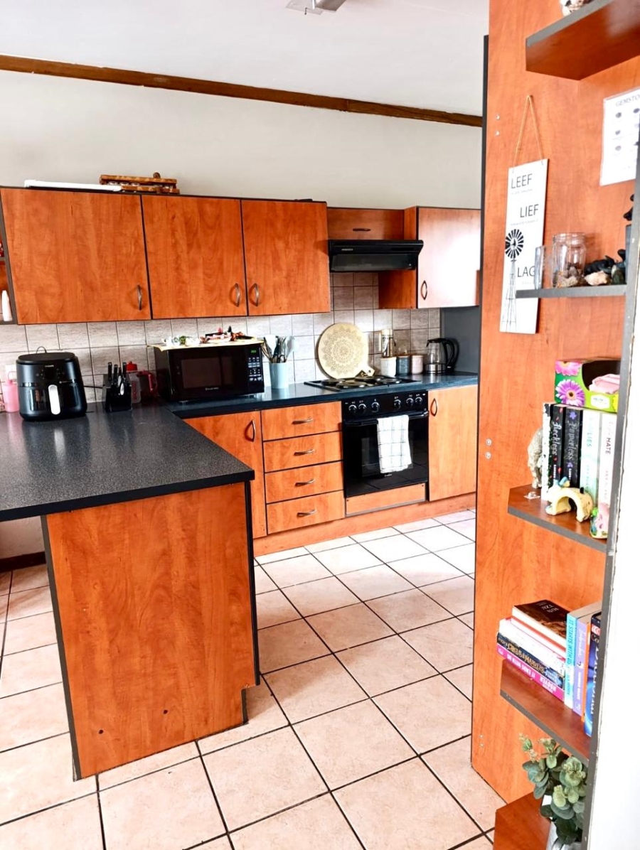 2 Bedroom Property for Sale in Noordrand Mpumalanga