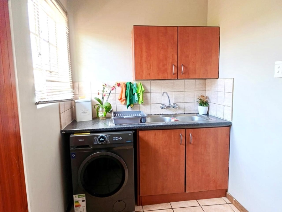 2 Bedroom Property for Sale in Noordrand Mpumalanga