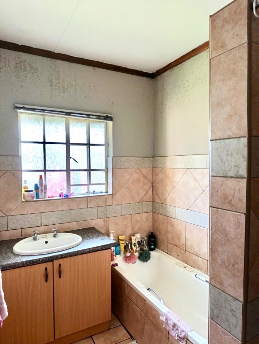 2 Bedroom Property for Sale in Noordrand Mpumalanga
