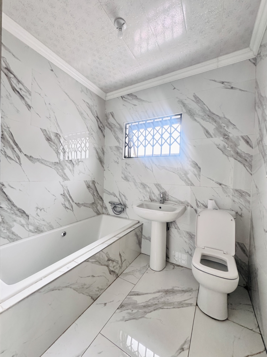 7 Bedroom Property for Sale in Reyno Ridge Mpumalanga