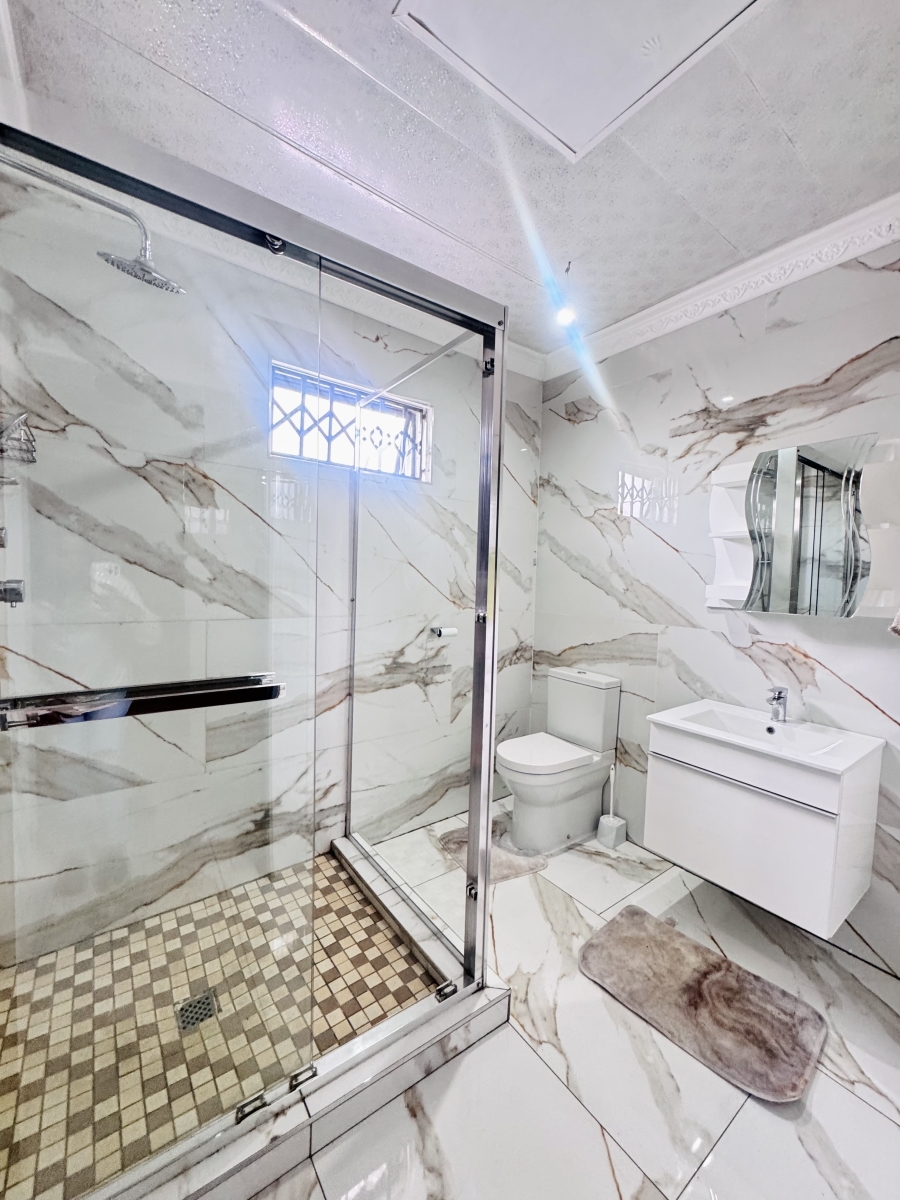 7 Bedroom Property for Sale in Reyno Ridge Mpumalanga