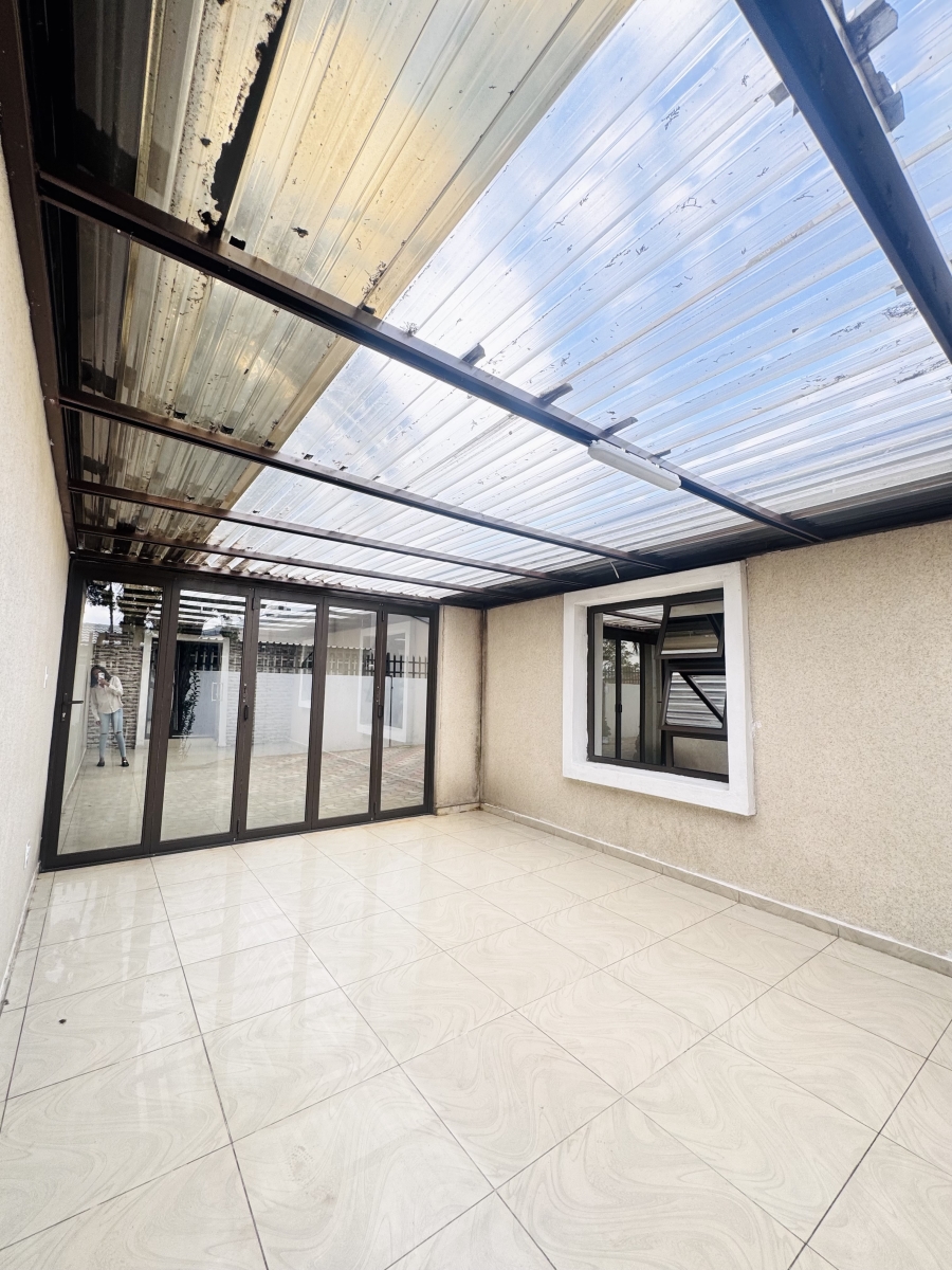 7 Bedroom Property for Sale in Reyno Ridge Mpumalanga