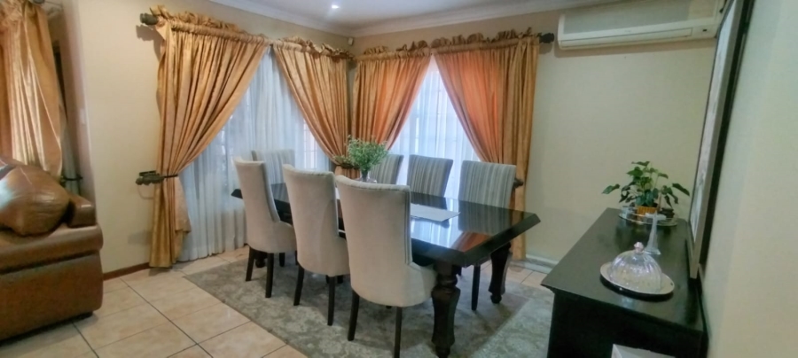 5 Bedroom Property for Sale in Reyno Ridge Mpumalanga