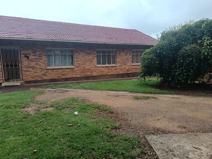 6 Bedroom Property for Sale in Kriel Mpumalanga
