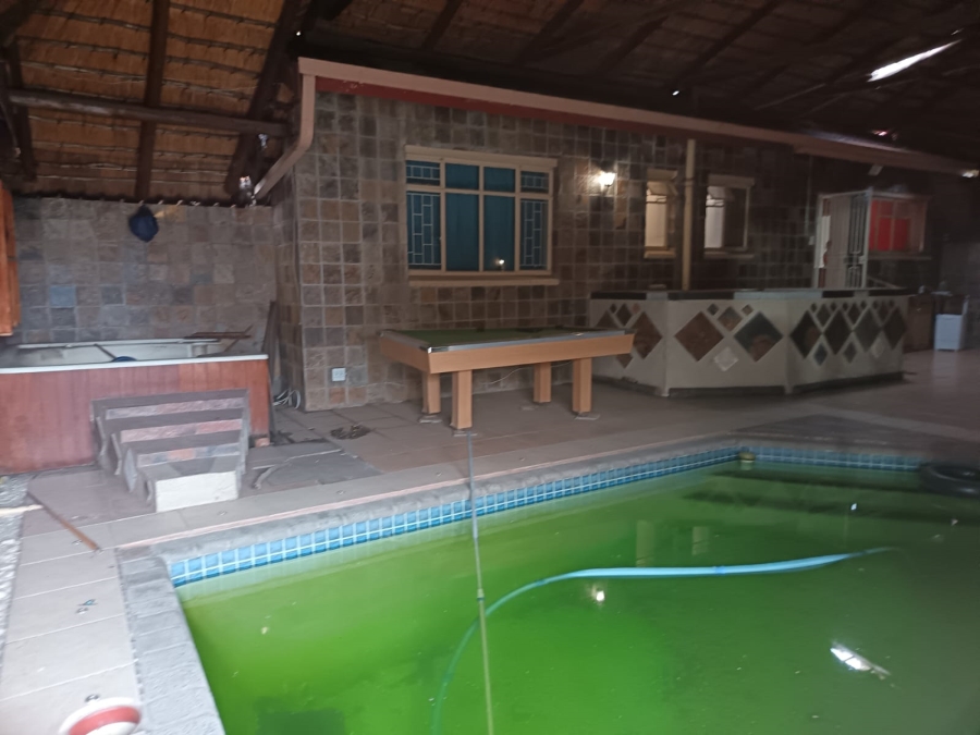 6 Bedroom Property for Sale in Kriel Mpumalanga