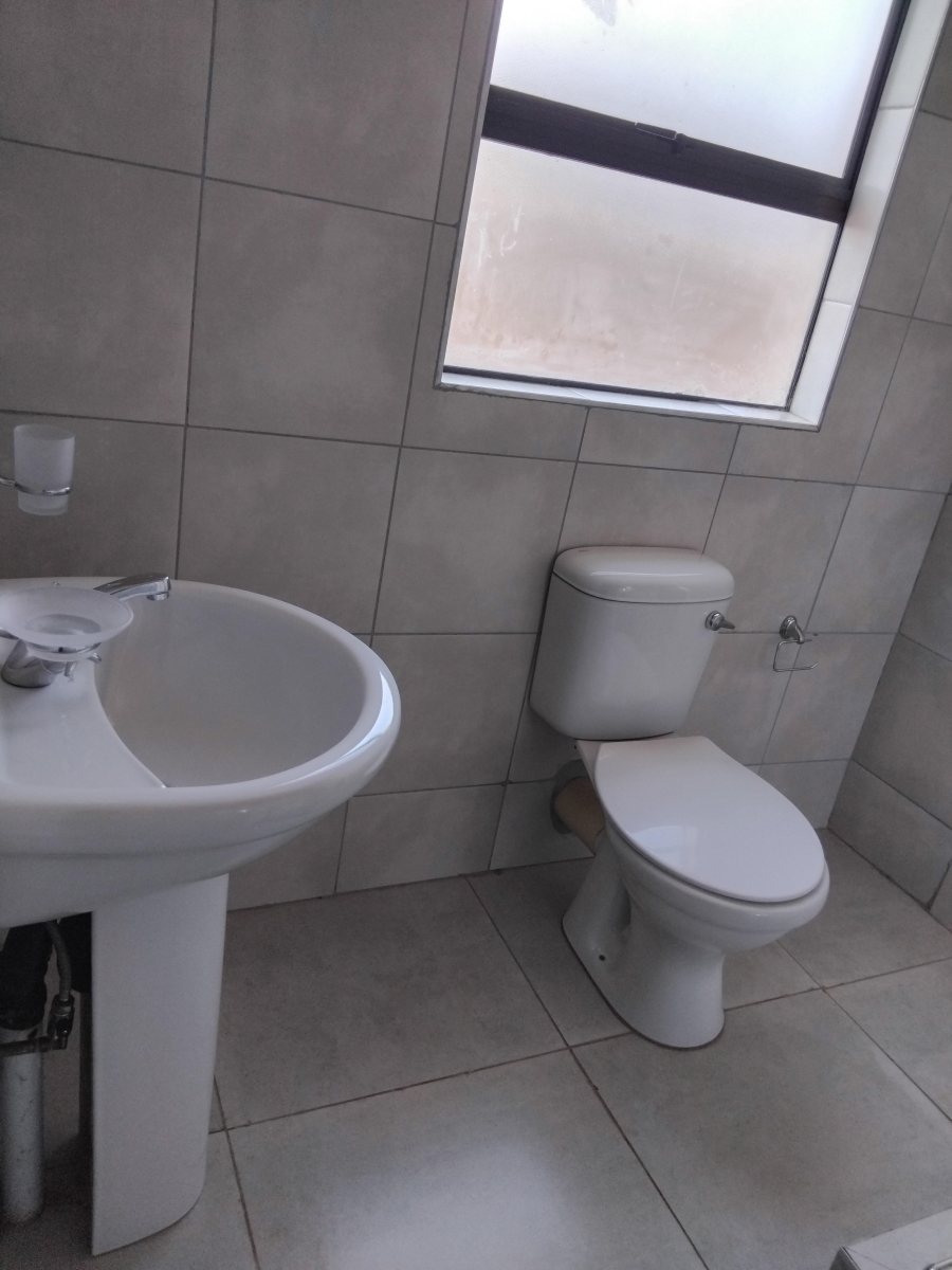 To Let 1 Bedroom Property for Rent in Barberton Mpumalanga