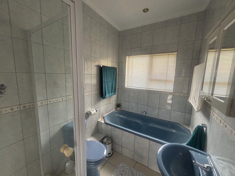 3 Bedroom Property for Sale in Reyno Ridge Mpumalanga