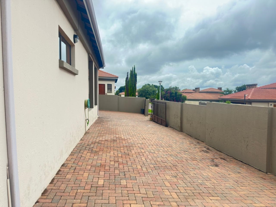 3 Bedroom Property for Sale in Ben Fleur Mpumalanga