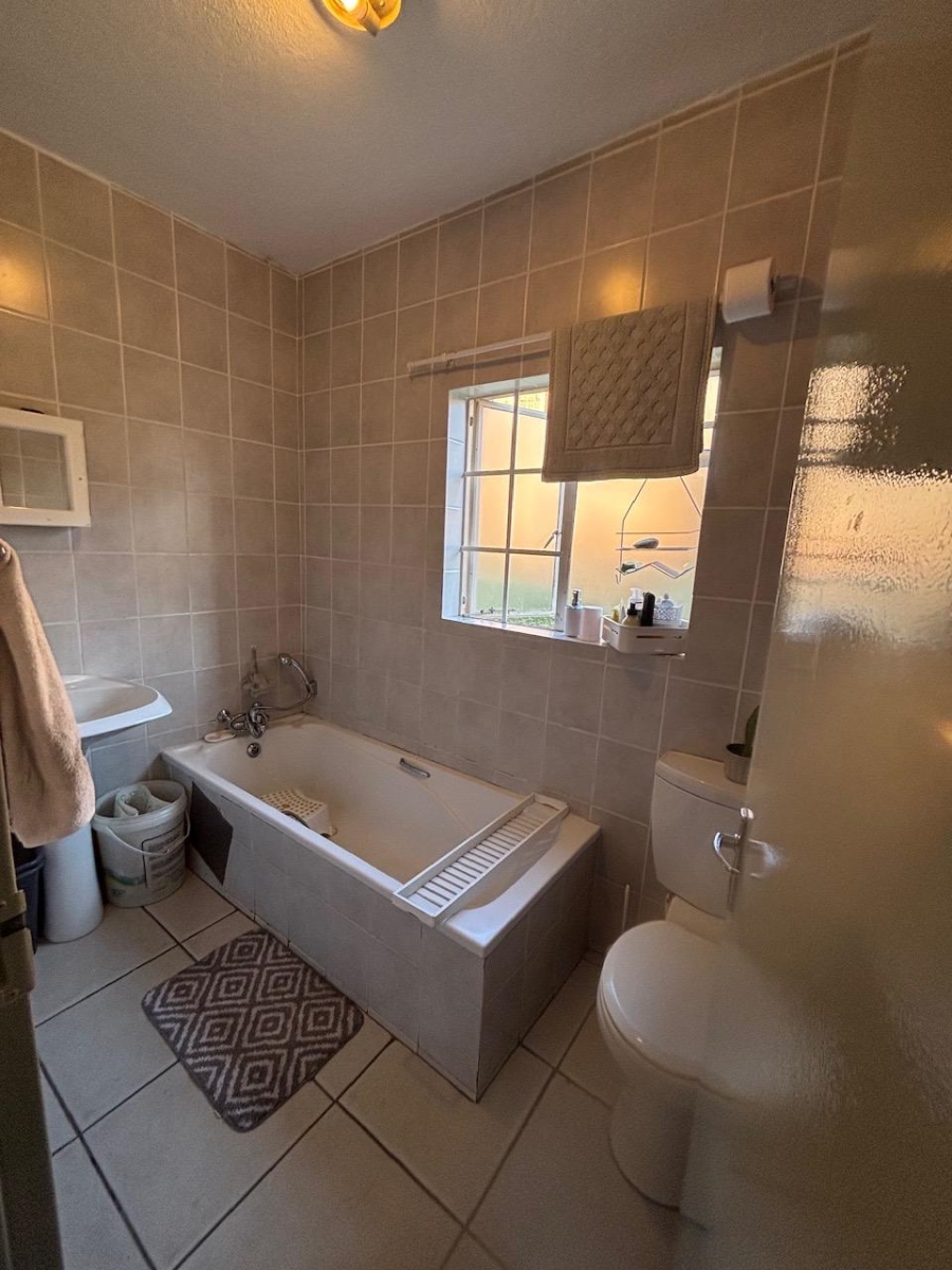 2 Bedroom Property for Sale in Nelspruit Ext 29 Mpumalanga