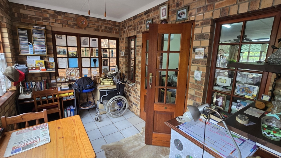 1 Bedroom Property for Sale in White River Mpumalanga