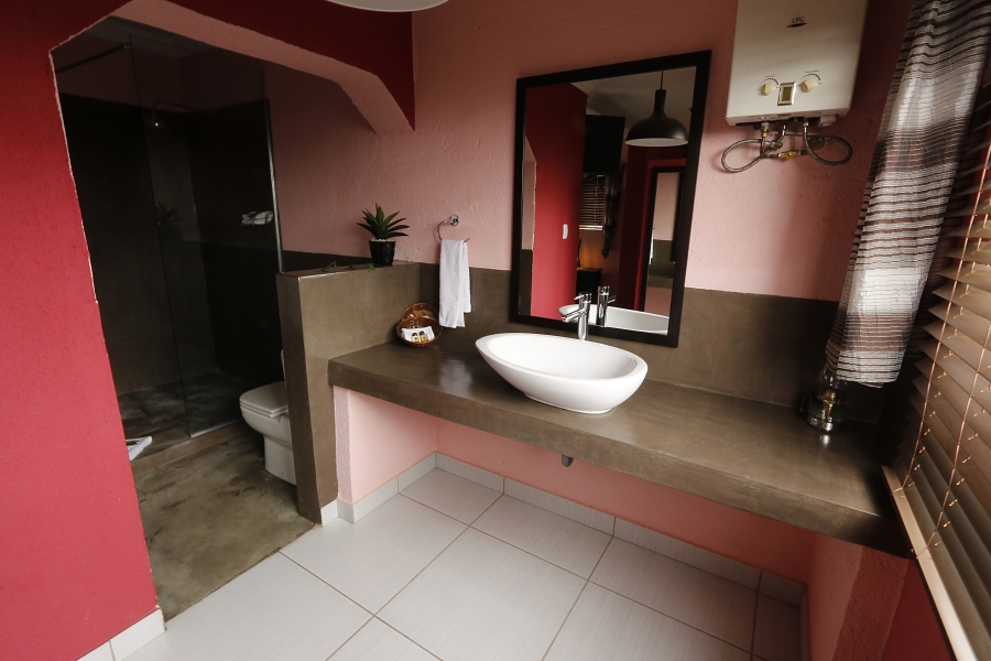 Commercial Property for Sale in West Acres Ext 2 Mpumalanga