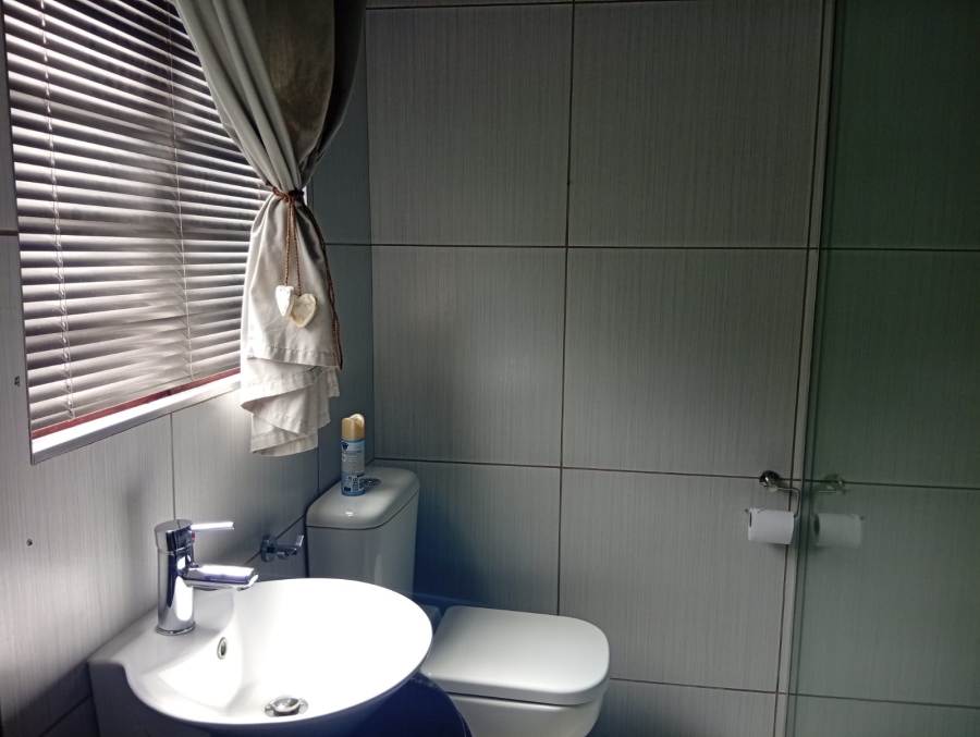 Commercial Property for Sale in West Acres Ext 2 Mpumalanga