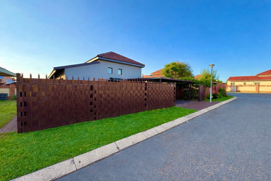 3 Bedroom Property for Sale in Reyno Ridge Mpumalanga