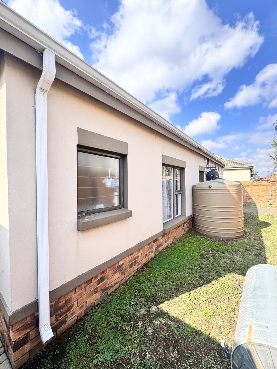 3 Bedroom Property for Sale in Marelden Mpumalanga