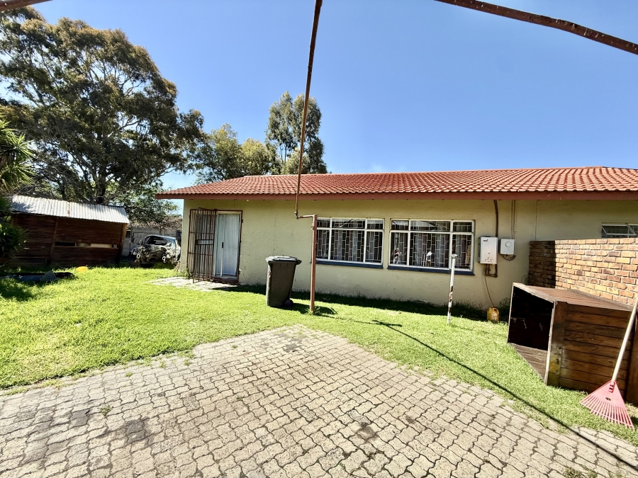 8 Bedroom Property for Sale in Secunda Mpumalanga
