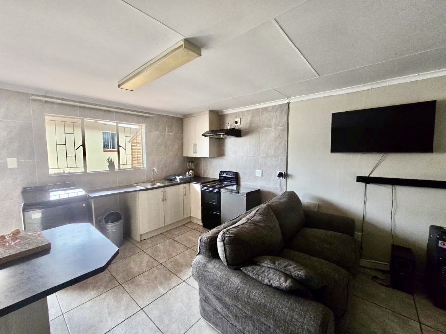 6 Bedroom Property for Sale in Sunset Park Mpumalanga