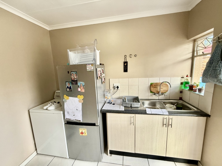 7 Bedroom Property for Sale in Sunset Park Mpumalanga