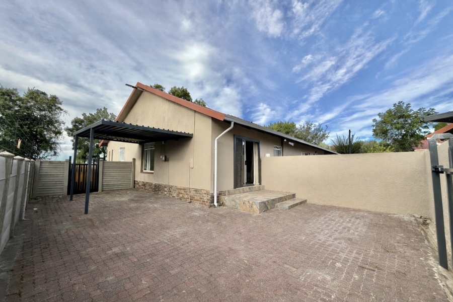 7 Bedroom Property for Sale in Sunset Park Mpumalanga