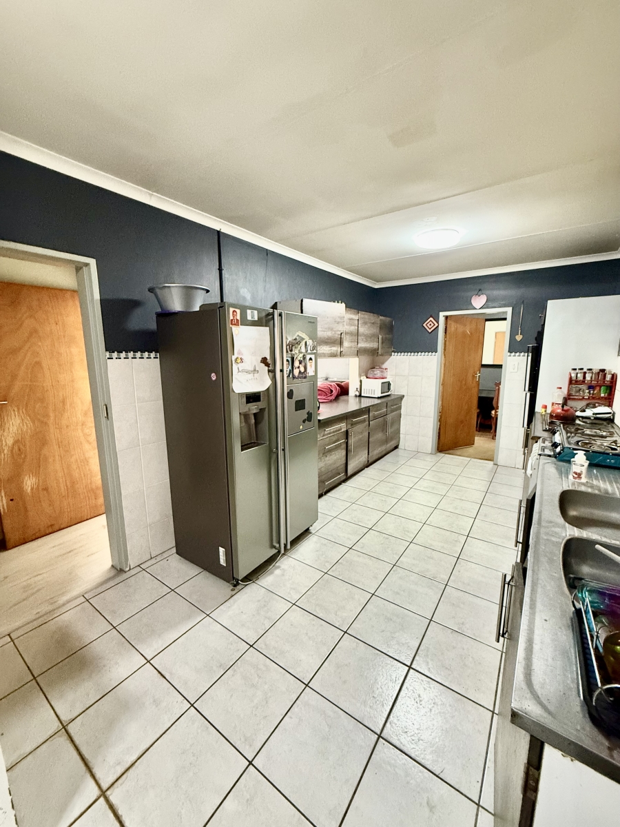 3 Bedroom Property for Sale in Cosmosrand Mpumalanga